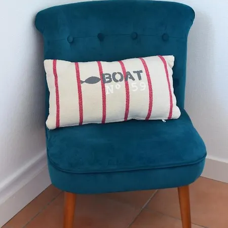 Charmante Maison De Plain Pied Avec 700m2 De Jardin Cloturé