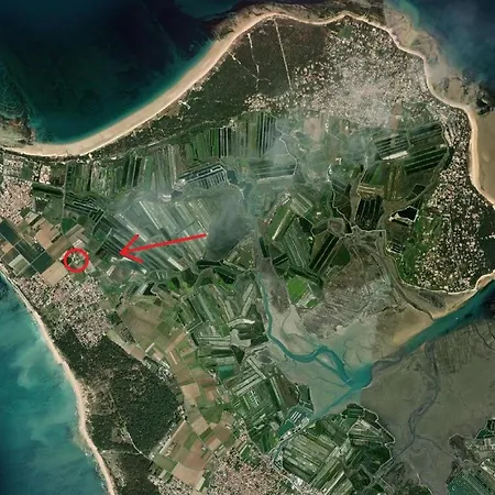 Charmante Maison De Plain Pied Avec 700m2 De Jardin Cloturé