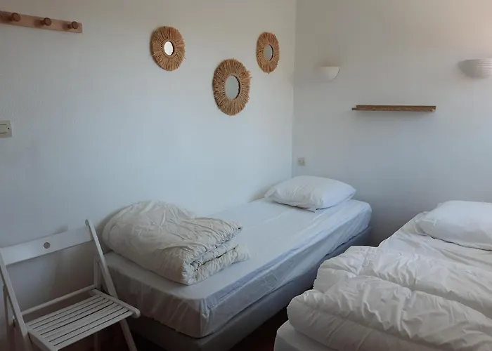 Holiday home Charmante Maison De Plain Pied Avec 700m2 De Jardin Cloture